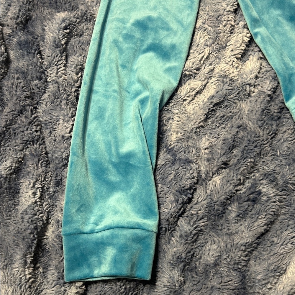 Teal Long Sleeve top - Picture 3 of 8